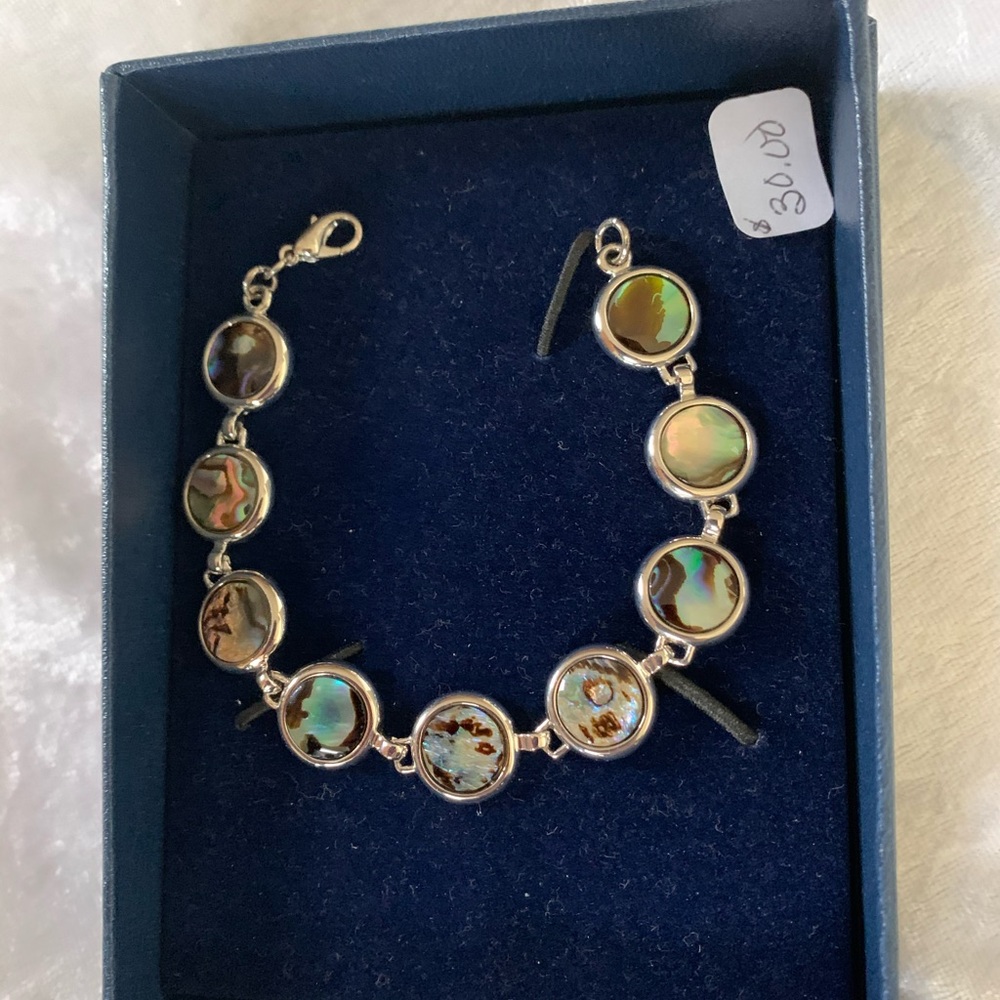 Personal Accents Shell Bracelet